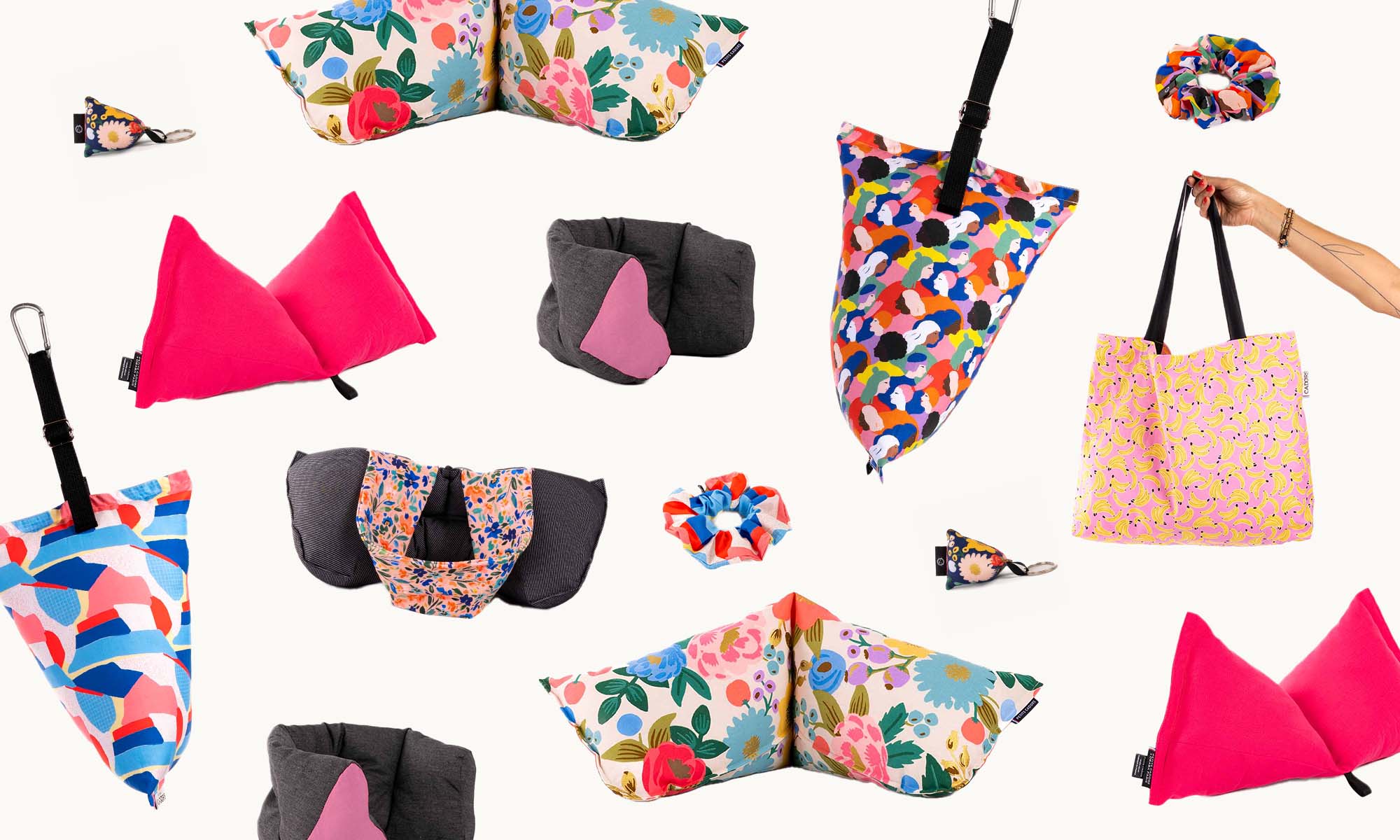 Coussins roses : égayez votre quotidien et vos voyages