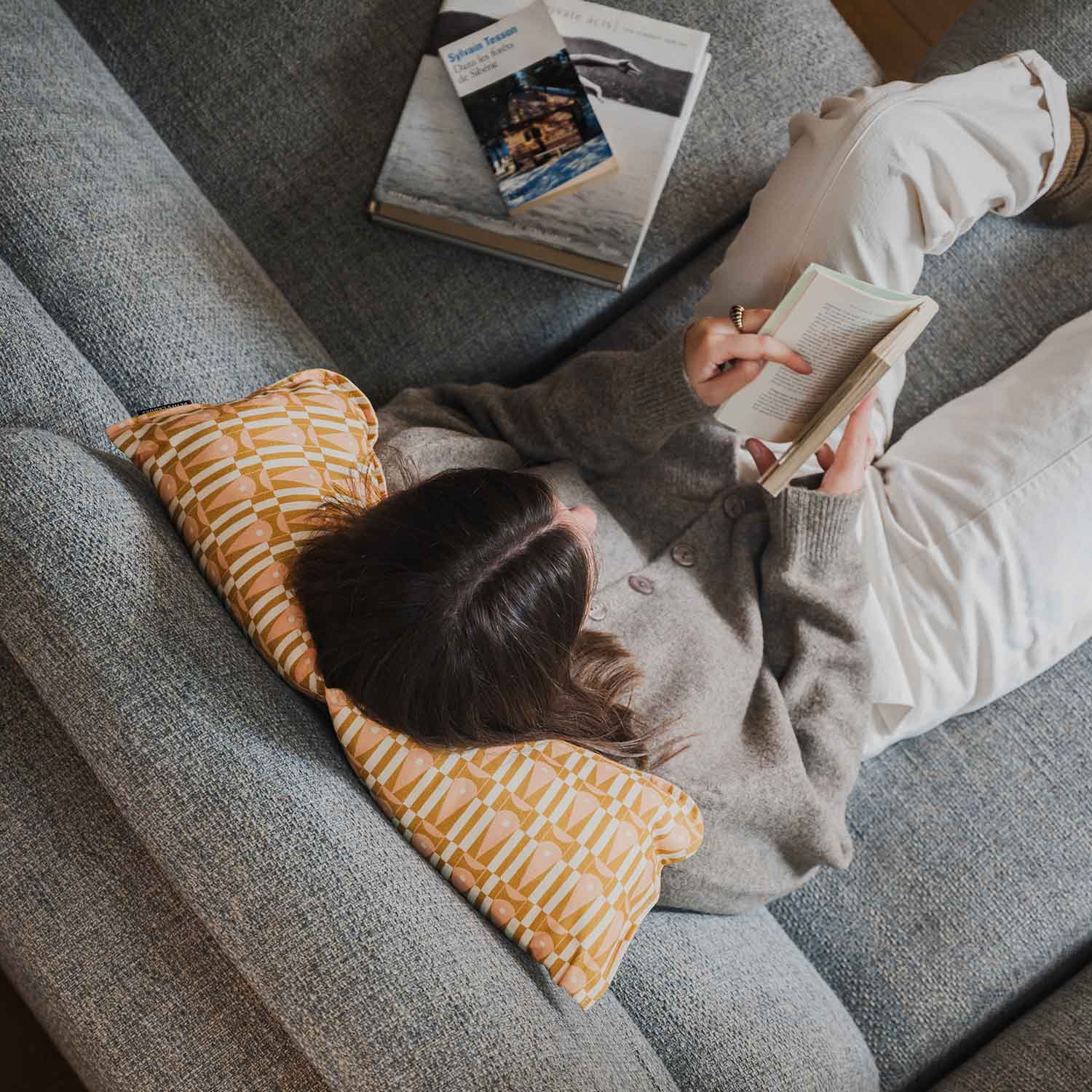 Kopfstütze und Dekokissen · ƩPICUR Thémis