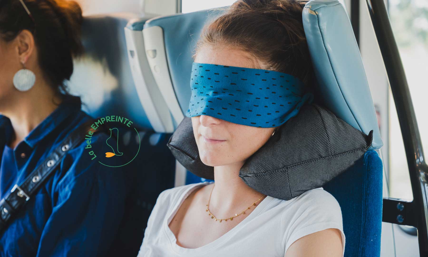 Voyagez éco-responsable : réduisez votre empreinte carbone avec nos coussins