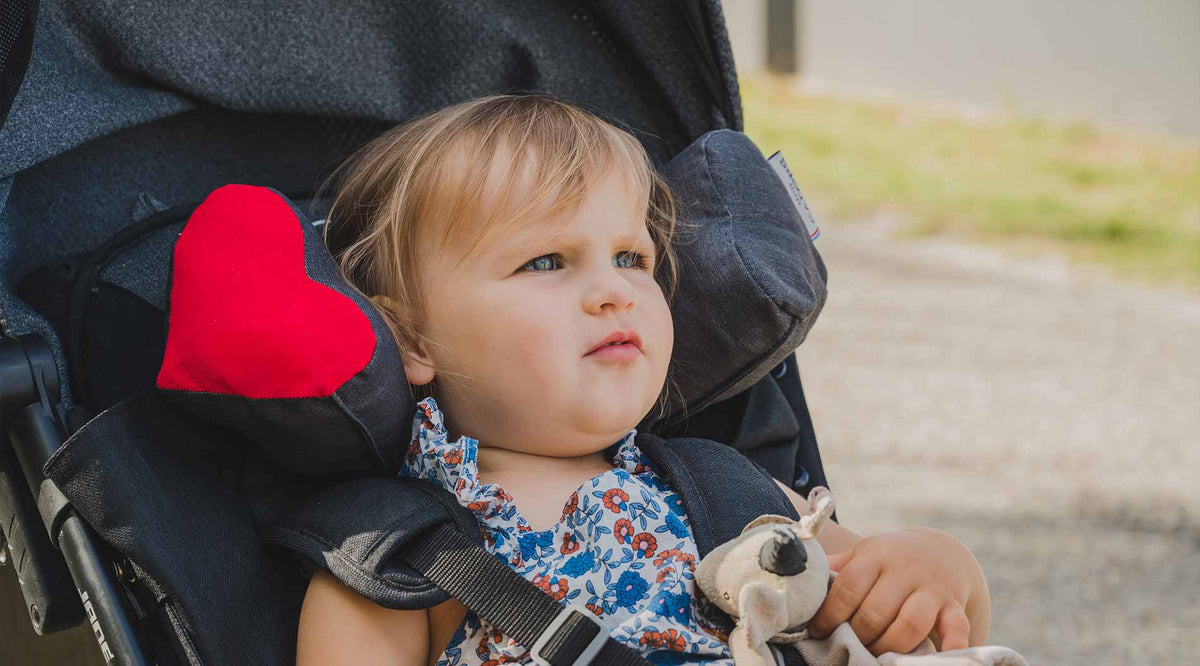 Oreiller De Voyage BCOZZY Pour Enfants – Double Soutien Tête Et Cou – Violet – Tout Doux Et Super Pratique !