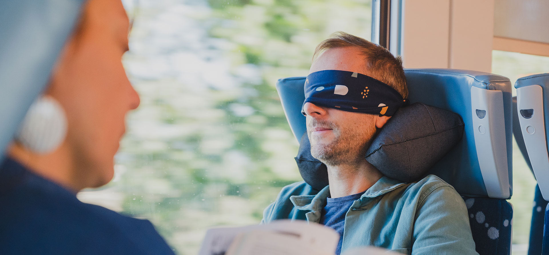 ELLIPSE - coussin pour le train, le car ou l'avion