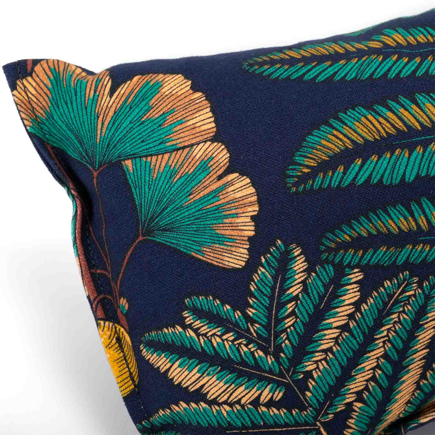 Kopfstütze und Zierkissen · ƩPICUR Diane