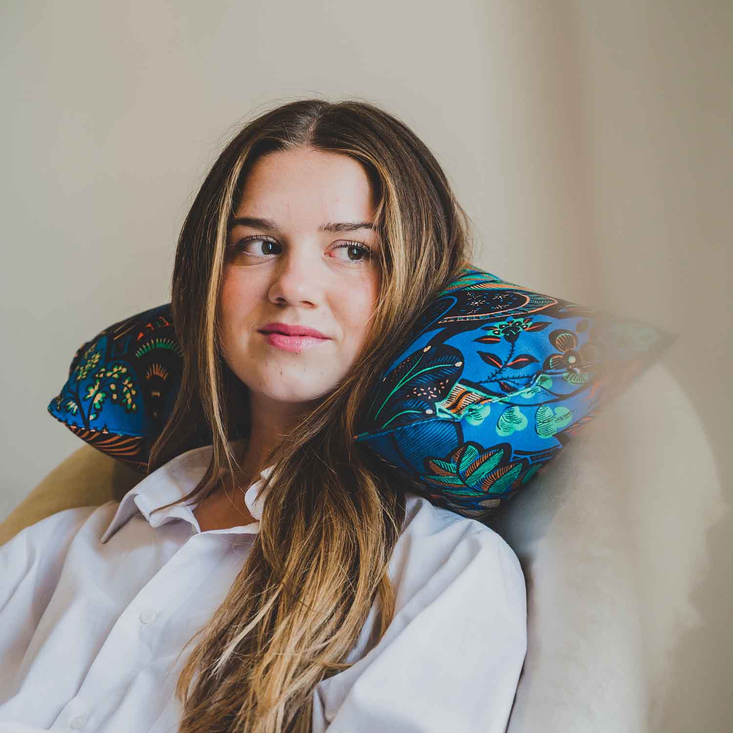 Headrest and decorative cushion · EPICUR Persephone