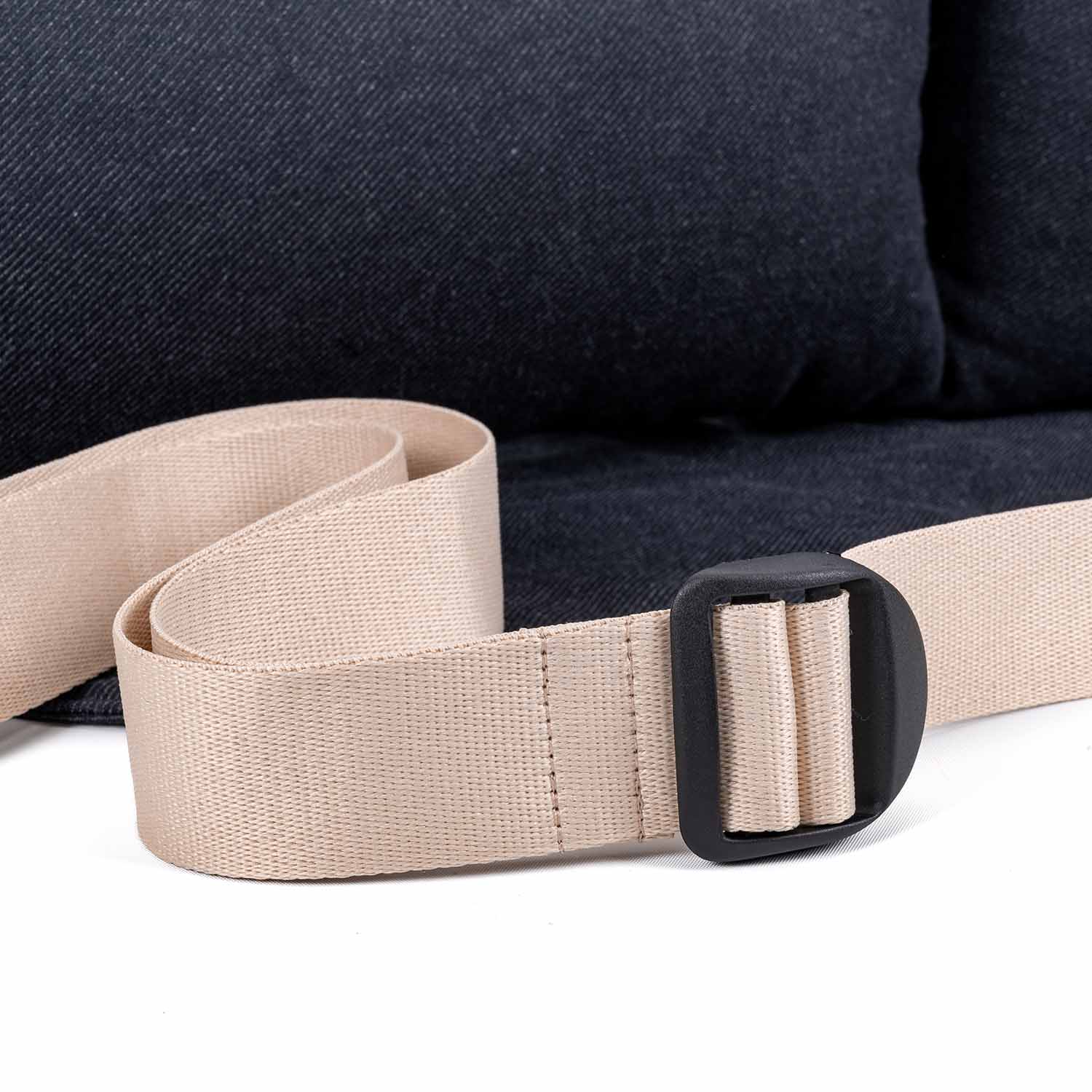 Nursing pillow with ecru strap · DUOH!