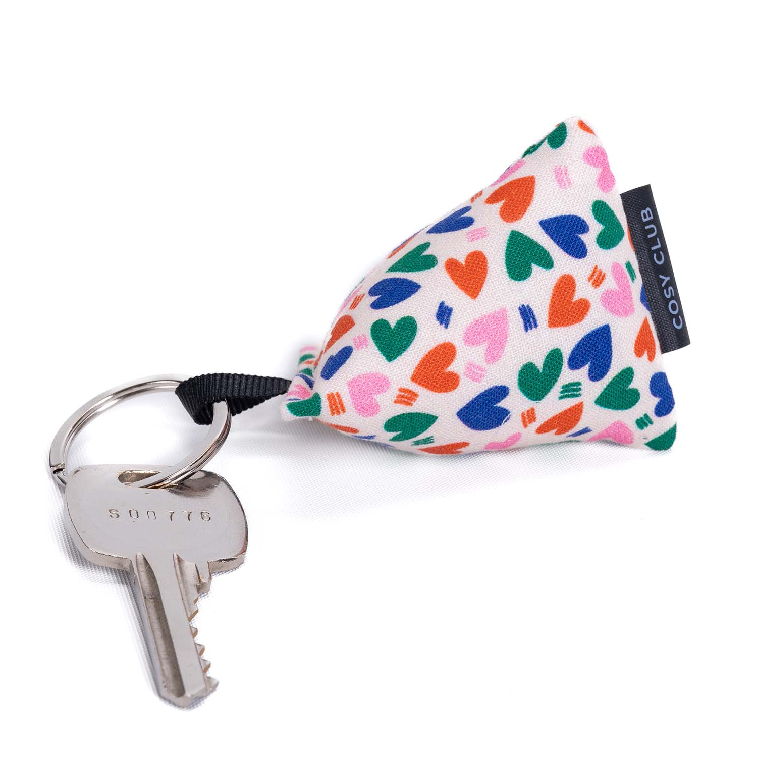 Porte clé en forme de berlingot, motif cœurs, fabriqué en Occitanie