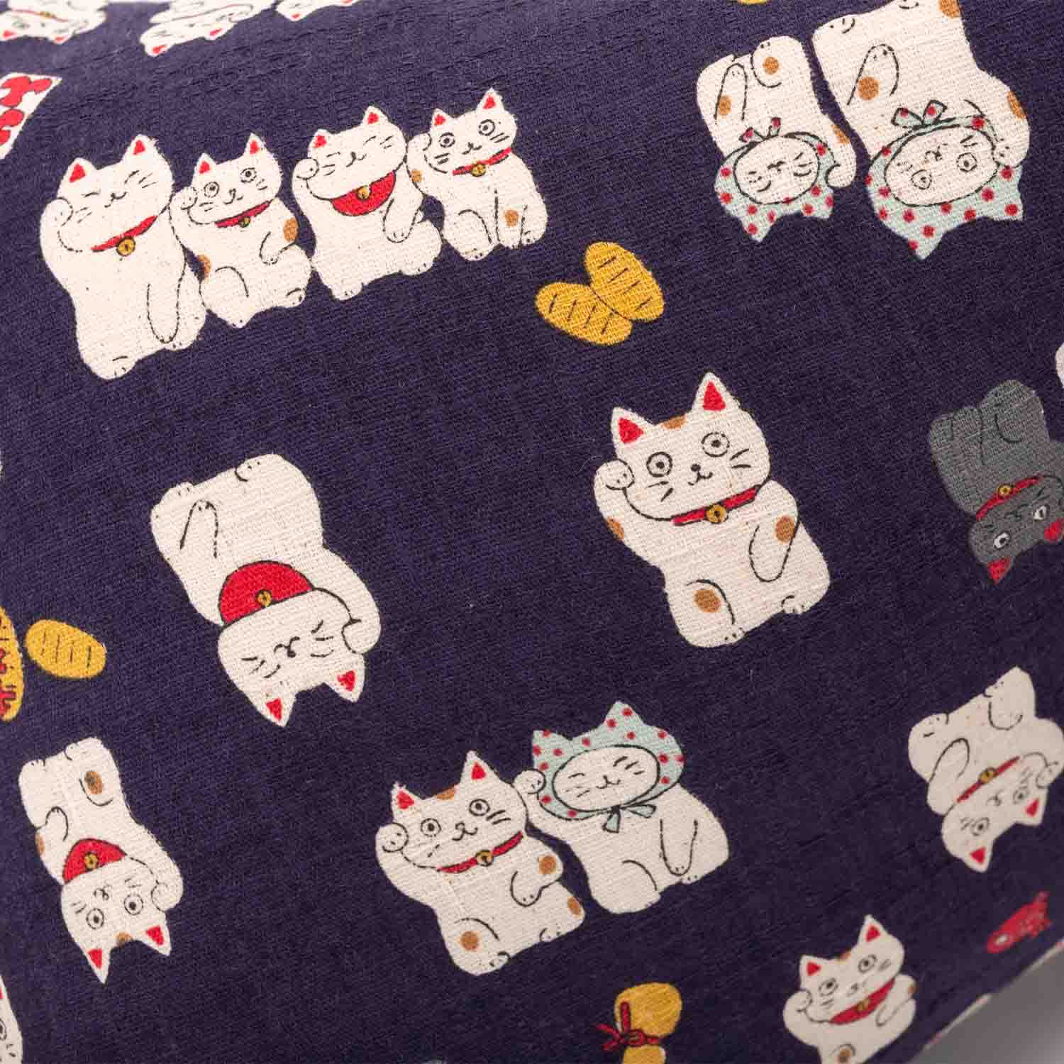 Coussin cervical · SALVADOR Aoshima